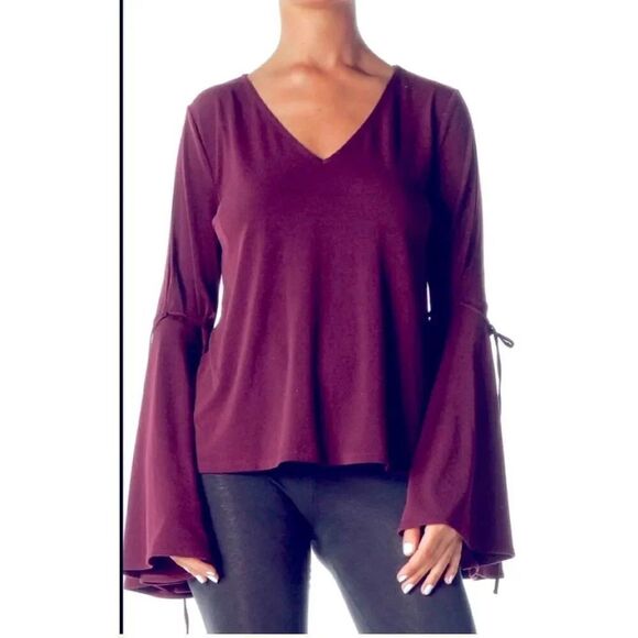 Amaryllis Maroon Long Sleeve Bell Sleeve Top Small - Picture 1 of 6
